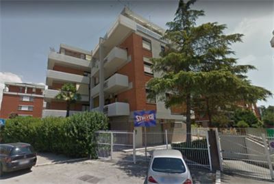 Deposito in vendita in via Monsignor Giuseppe Lenotti s.n.c
