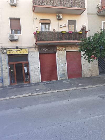 VENDITA LOCALE ARTIGIANALE- VIALE COLOMBO,70